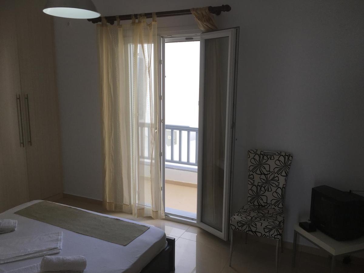 Boussetil Apartment Tínos المظهر الخارجي الصورة